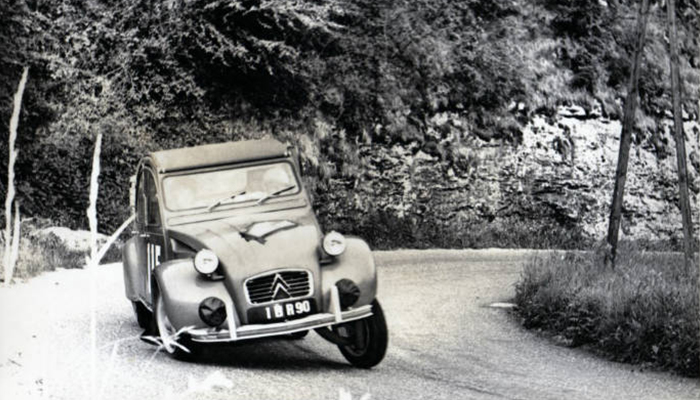 2CV